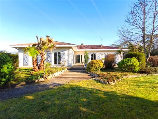 Maison 7 pièces 193 m² · à Rivière-Saas-Et-Gourby · 193 m² · 549 000 €