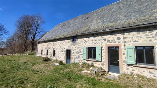 Maison 5 pièces 131 m² · à Saint-Amandin · 131 m² · 188 000 €