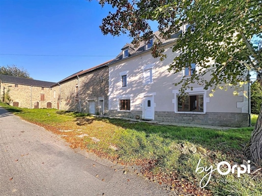 5 pièces 140 m² · à Charensat · 140 m² · 259 000 €