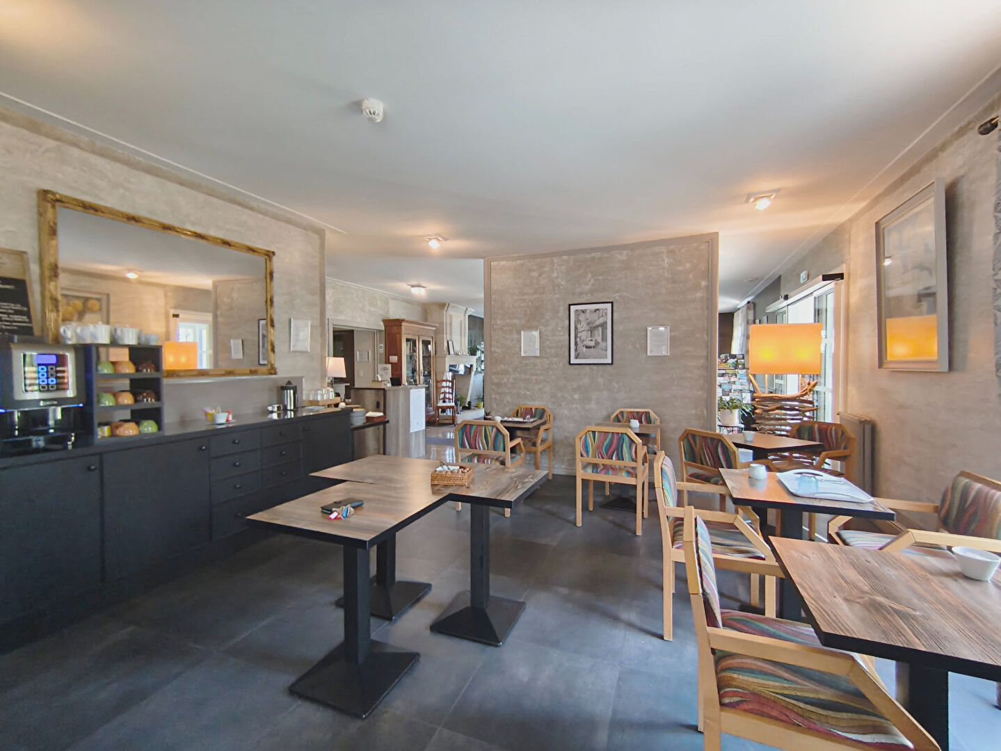 Maison à vendre, 1125m², Châteaubernard