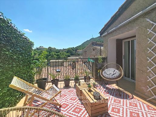 Maison 5 pièces 139 m² · à Château-Arnoux-Saint-Auban · 139 m² · 230 000 €