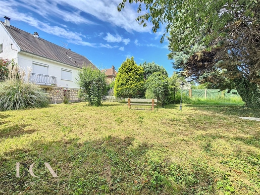 Maison 8 pièces 143 m² · à Baillet-en-France · 143 m² · 499 000 €