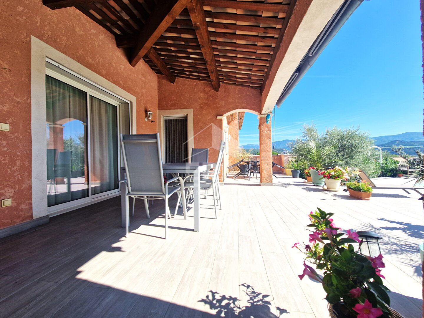 Maison à vendre, 150m², Aubignosc
