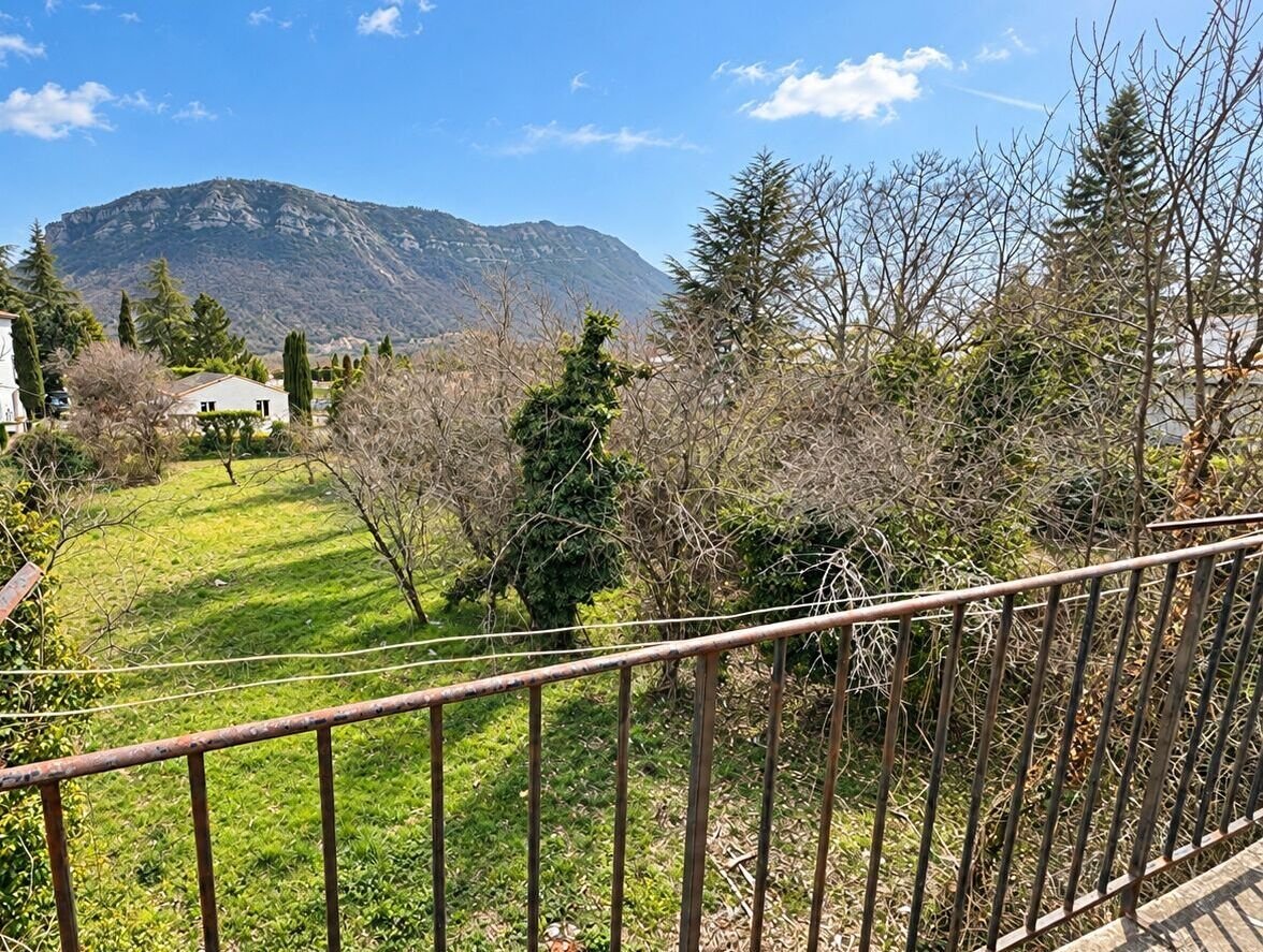 Maison à vendre, 215m², Laragne-Montéglin