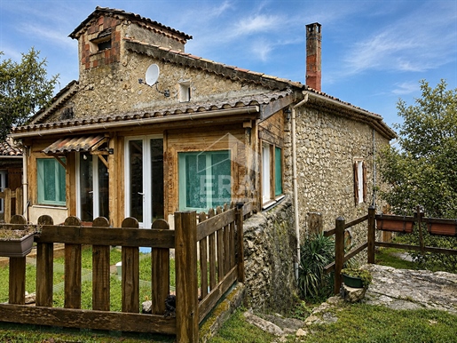 Maison 3 pièces 73 m² · à Saint-Pierre-Avez · 73 m² · 130 000 €