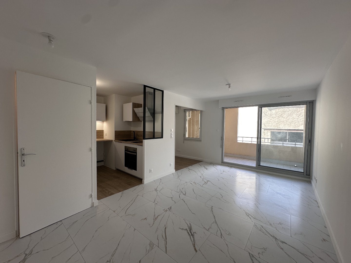 Byt 1-izbový, 30 m²