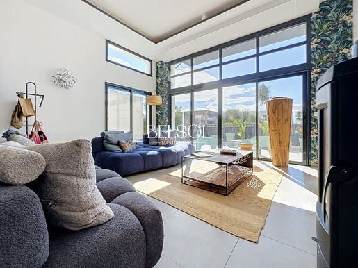 Maison 5 pièces 150 m² · à Villeneuve-de-la-Raho · 150 m² · 589 000 €