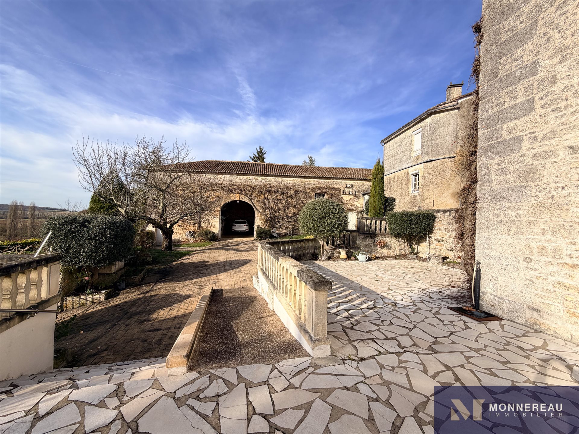 Maison à vendre, 160m², Mouthiers-sur-Boëme