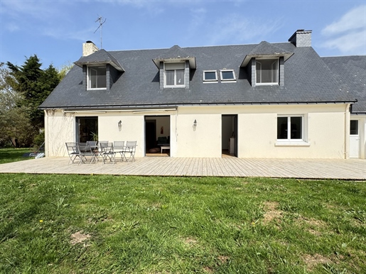 Maison 6 pièces 153 m² · à Saint-Molf · 153 m² · 588 000 €