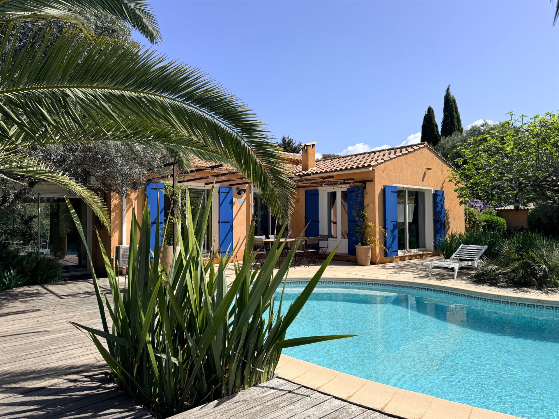 Maison à vendre, 200m², Bagnols-en-Forêt