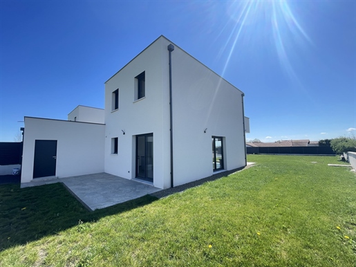 5 pièces 90 m² · à Clerlande · 90 m² · 349 900 €