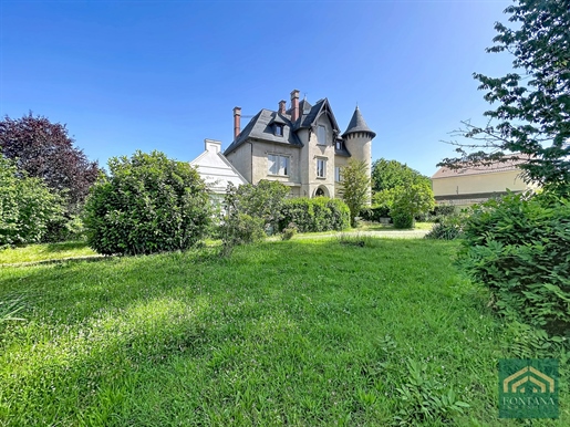 Maison 564 m² · à Thiers · 564 m² · 499 000 €