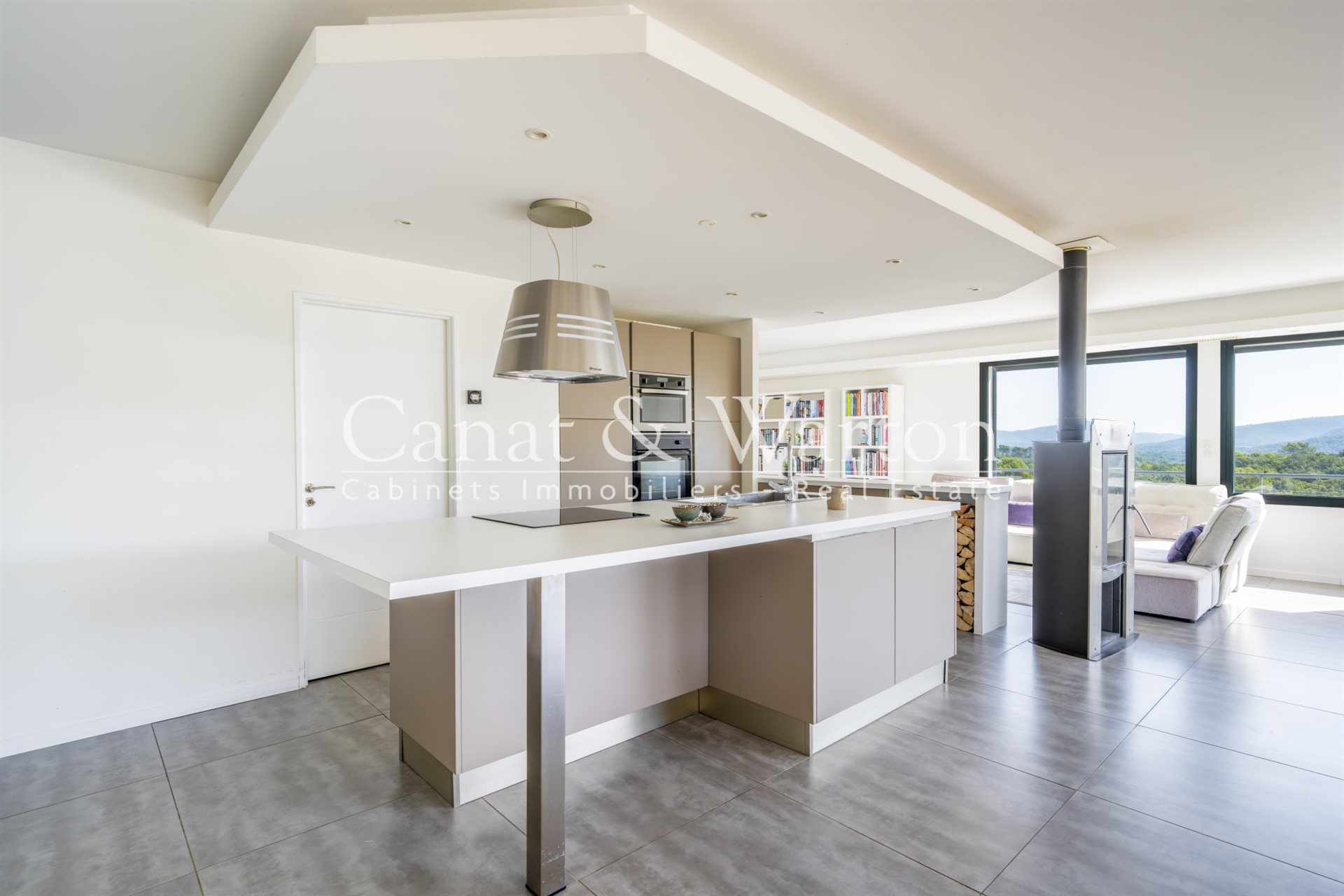 Maison à vendre, 213m², Néoules