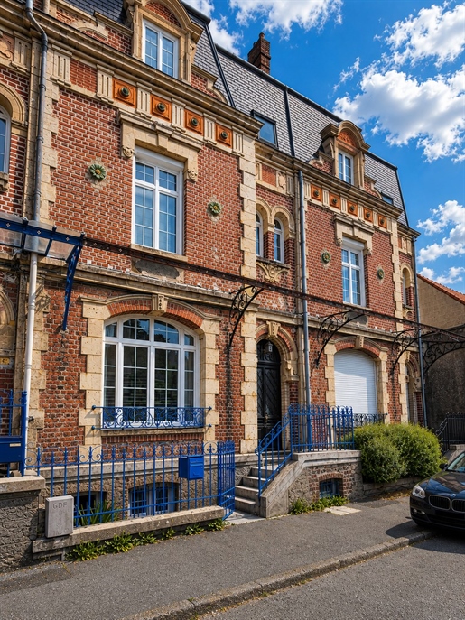 7 pièces 183 m² · à Noyon · 183 m² · 223 000 €