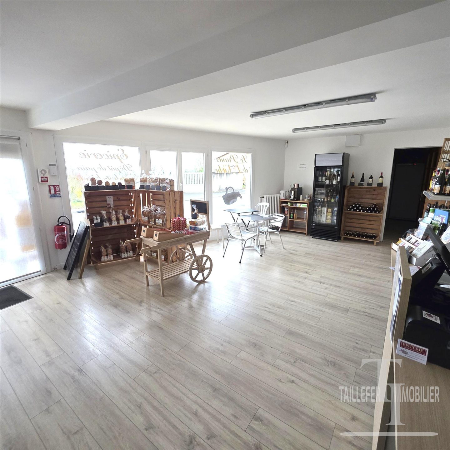 Maison à vendre, 212m², Léguillac-de-l'Auche