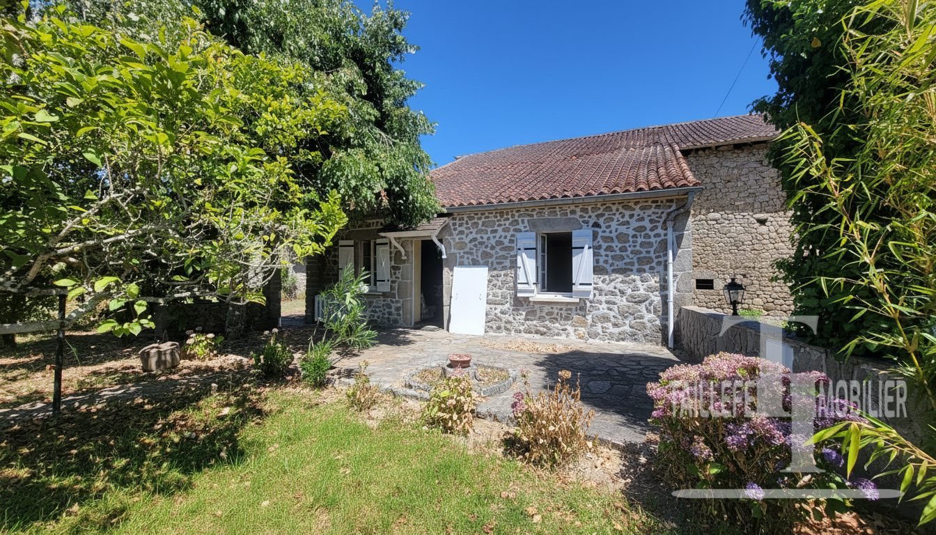 Maison à vendre, 107m², Saint-Saud-Lacoussière