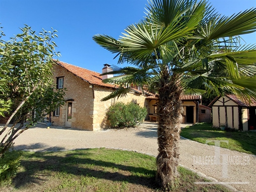 Maison 8 pièces 230 m² · à Périgueux · 230 m² · 369 000 €