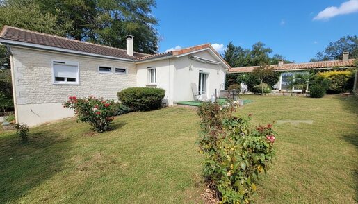 Maison 5 pièces 110 m² · à Feuillade · 110 m² · 164 000 €