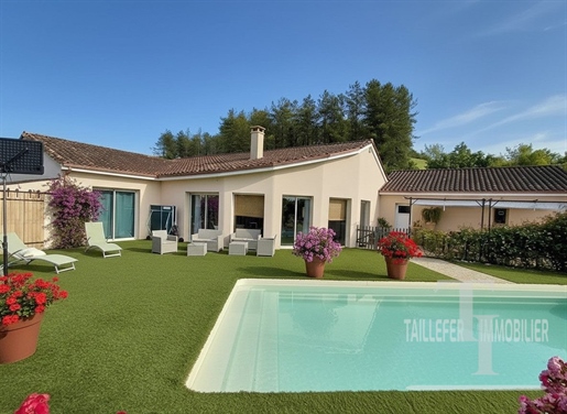 Maison 8 pièces 210 m² · à Saint-Astier · 210 m² · 382 000 €
