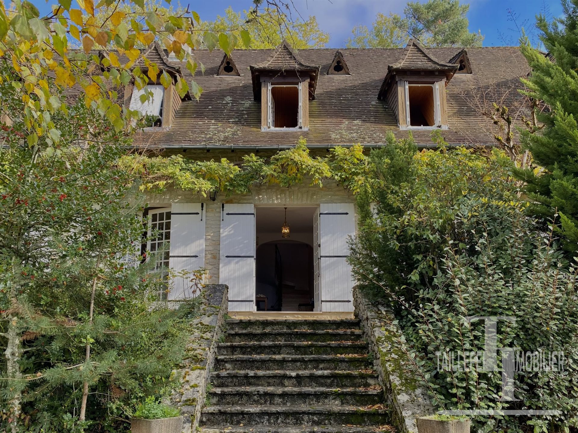 Maison à vendre, 300m², Trélissac