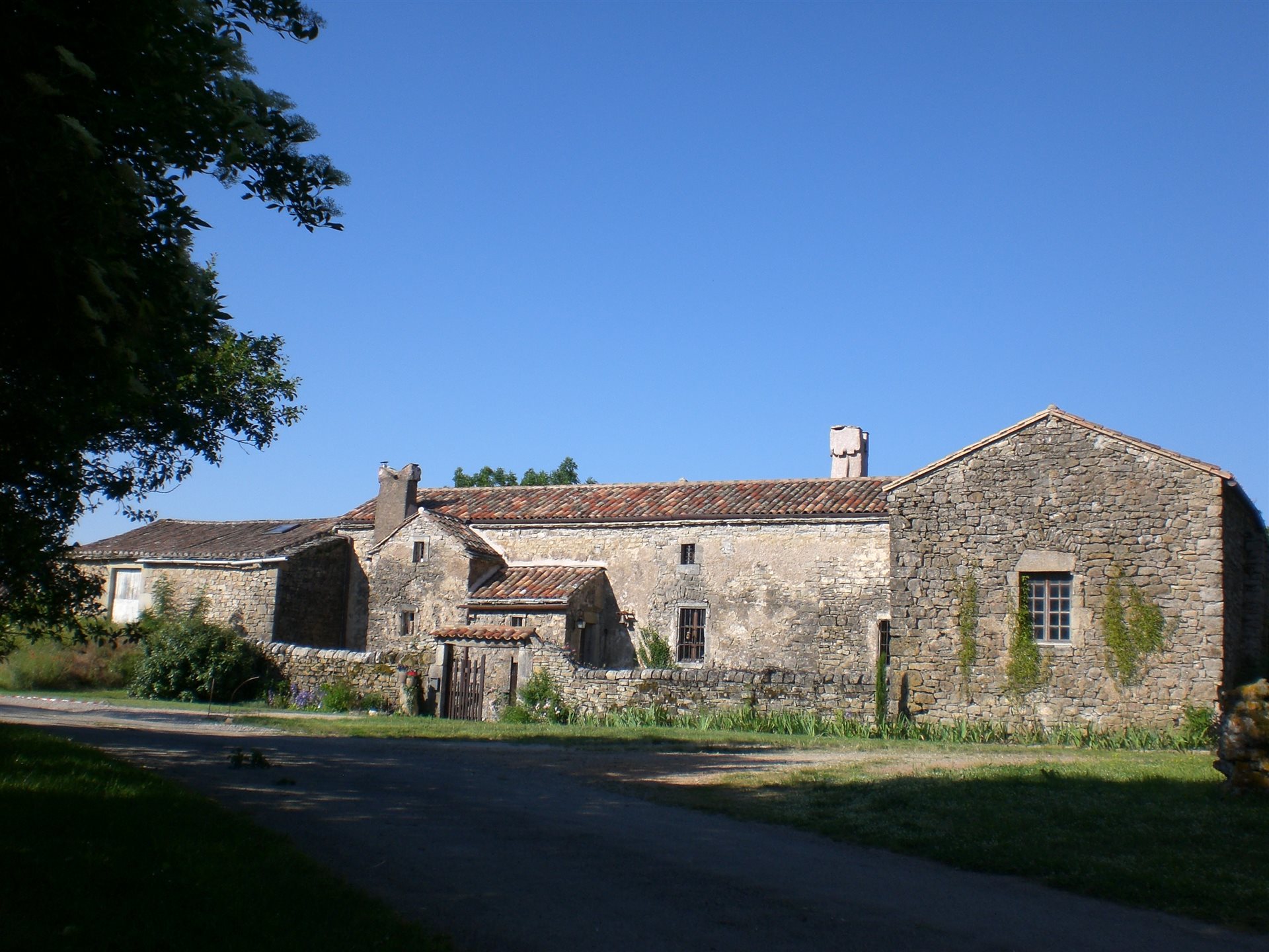 8 pièces 224 m² · à Cornus · 224 m² · 449 000 €
