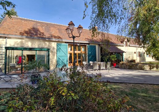 Maison 7 pièces 269 m² · à Ceton · 269 m² · 370 070 €