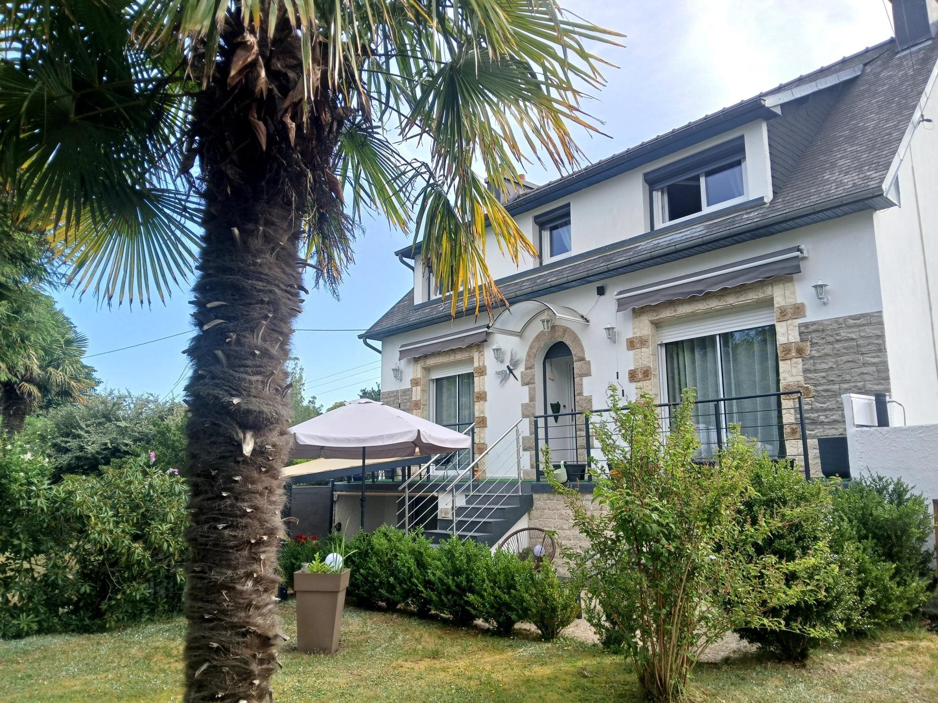 Maison à vendre, 188m², Belle-Isle-en-Terre