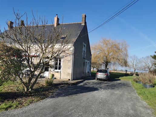 Maison 7 pièces 230 m² · à Cerelles · 230 m² · 1 890 000 €