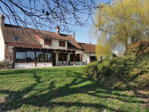 Maison 8 pièces 220 m² · à Courmemin · 220 m² · 731 400 €