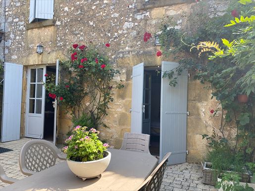7 pièces 210 m² · à Monpazier · 210 m² · 580 000 €