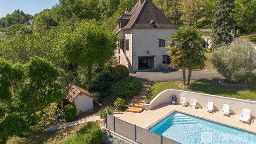 Maison 6 pièces 192 m² · à Notre-Dame-de-Sanilhac · 192 m² · 456 000 €