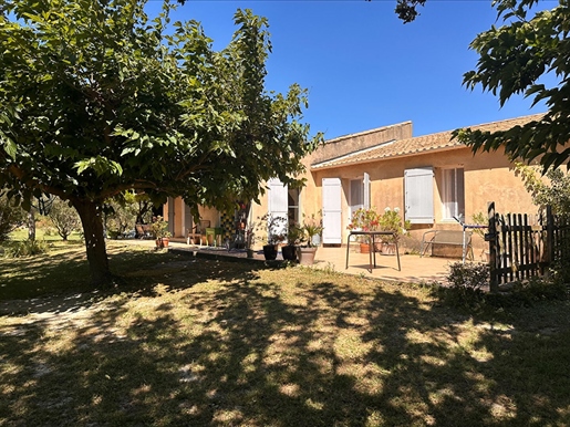 Maison 6 pièces 151 m² · à Morières-lès-Avignon · 151 m² · 450 000 €