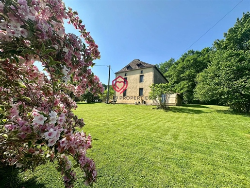 Maison 6 pièces 212 m² · à Cannet · 212 m² · 380 000 €