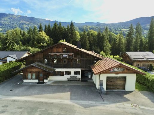 Immeuble 2 pièces 203 m² · à Verchaix · 203 m² · 850 000 €