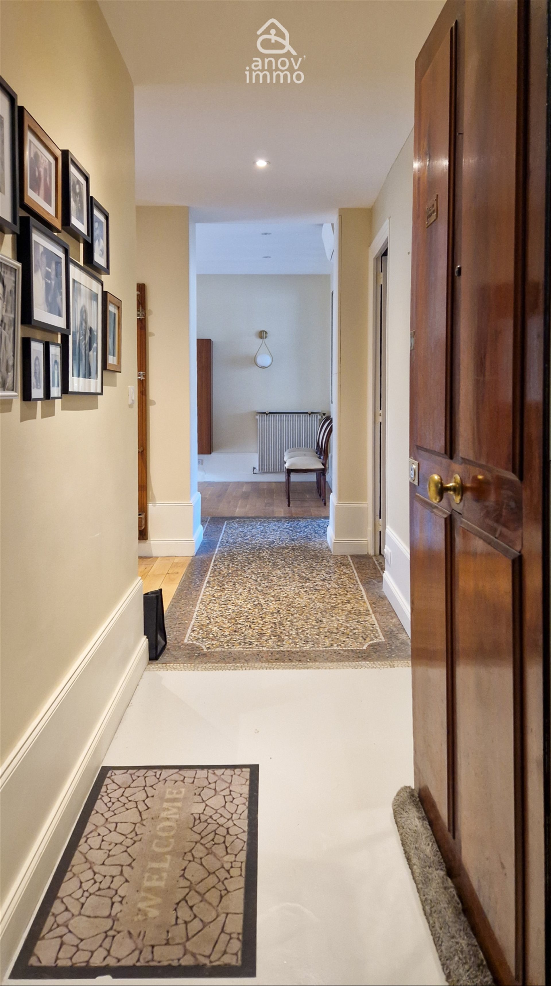 Haussmannian charm for this 3-room apartment of 83 m². - Plus