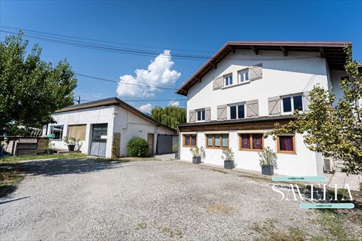 Immeuble 6 pièces 307 m² · à Albertville · 307 m² · 549 000 €