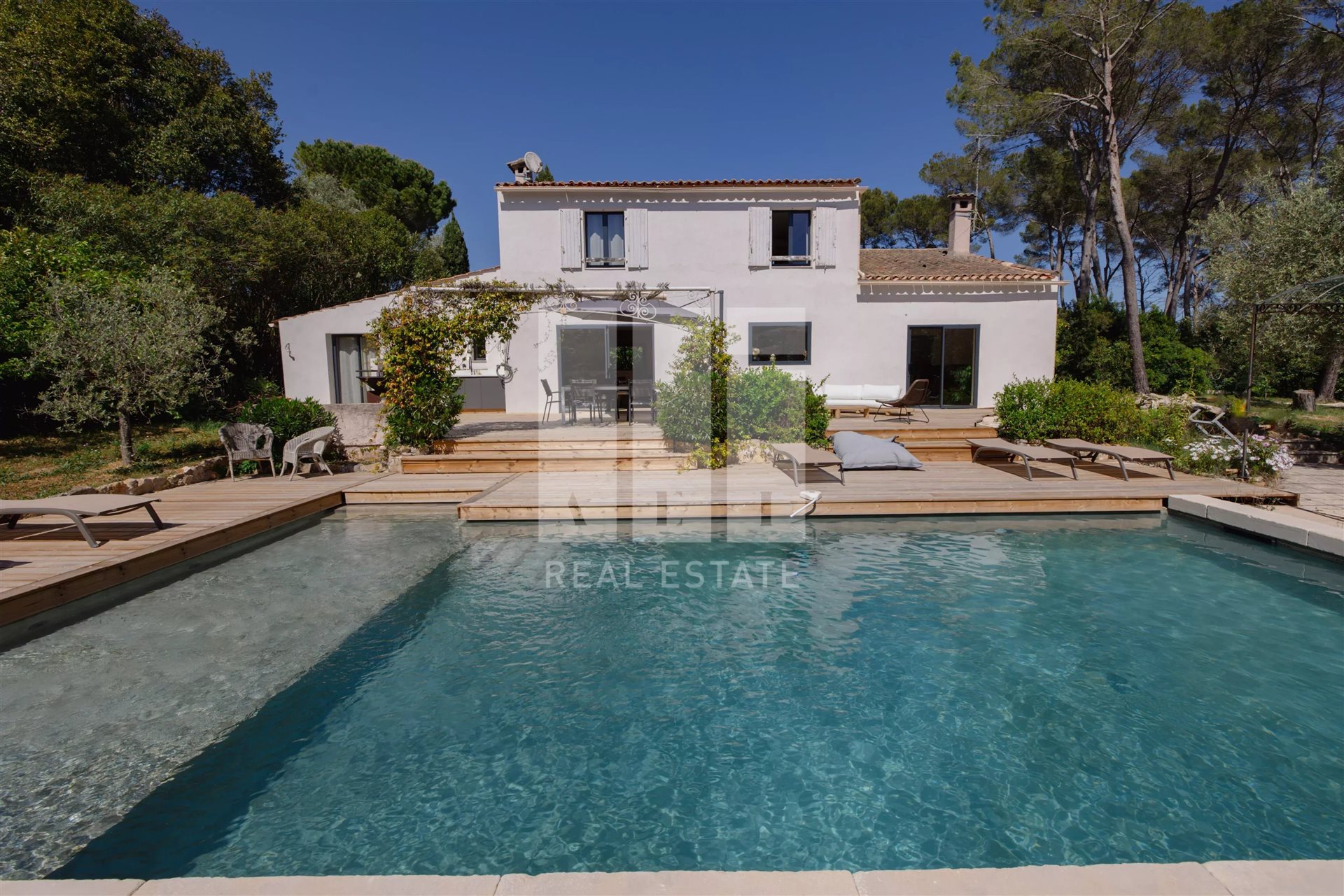 Maison à vendre, 162m², Mougins