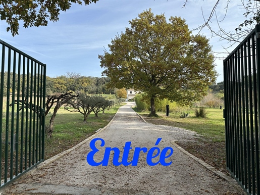 Maison 5 pièces 130 m² · à Plaissan · 130 m² · 795 000 €