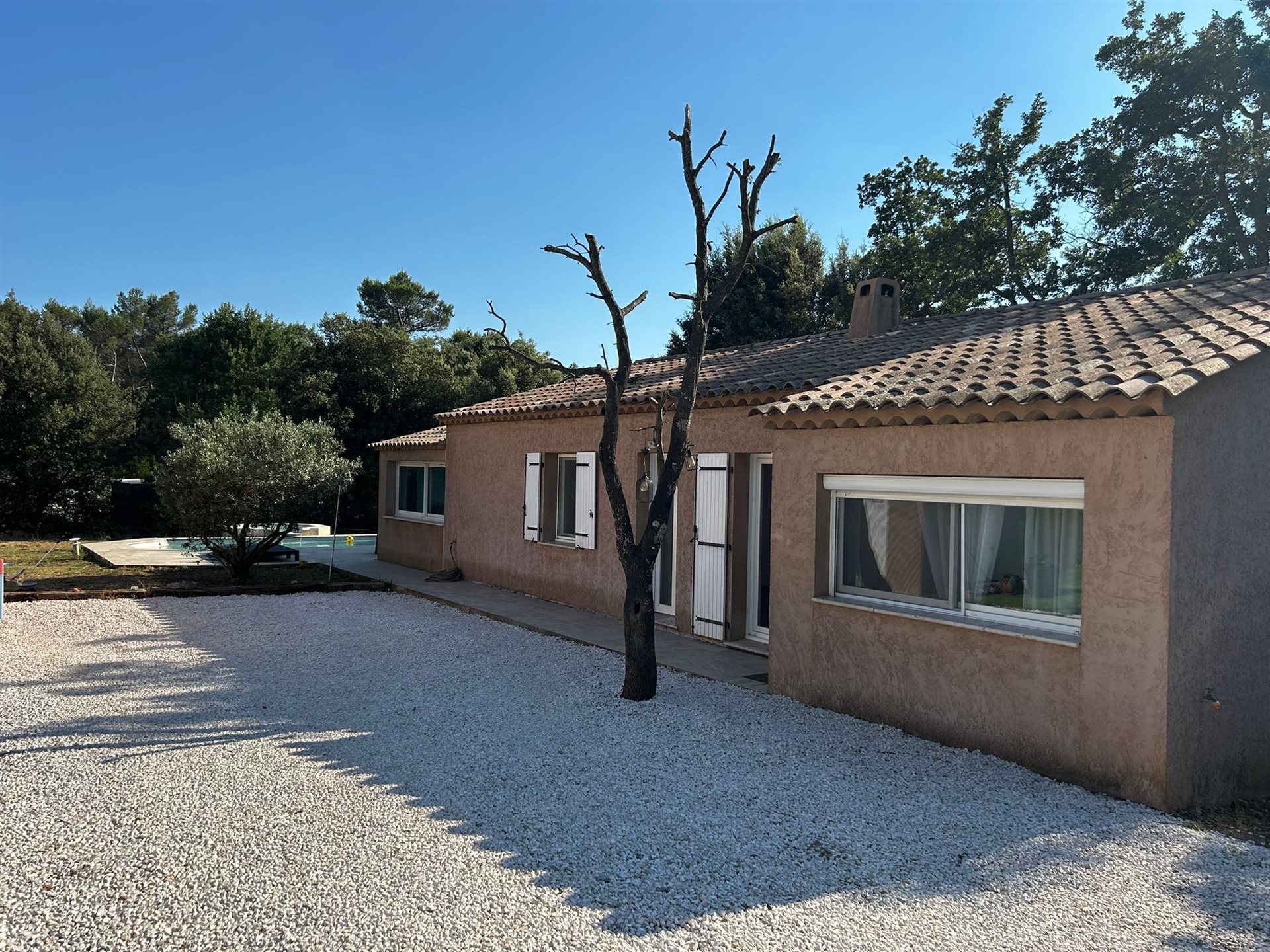 Maison 6 pièces 134 m² · à Flassans-sur-Issole · 134 m² · 460 000 €