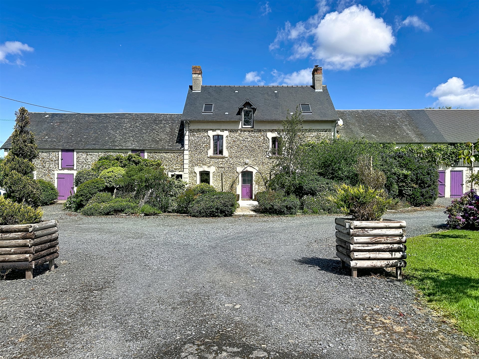 Maison 8 pièces 150 m² · à Cerisy-la-Forêt · 150 m² · 1 400 000 €