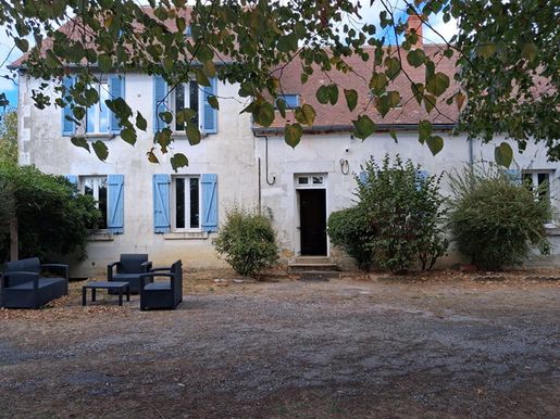 Maison 8 pièces 200 m² · à Cressanges · 200 m² · 197 950 €