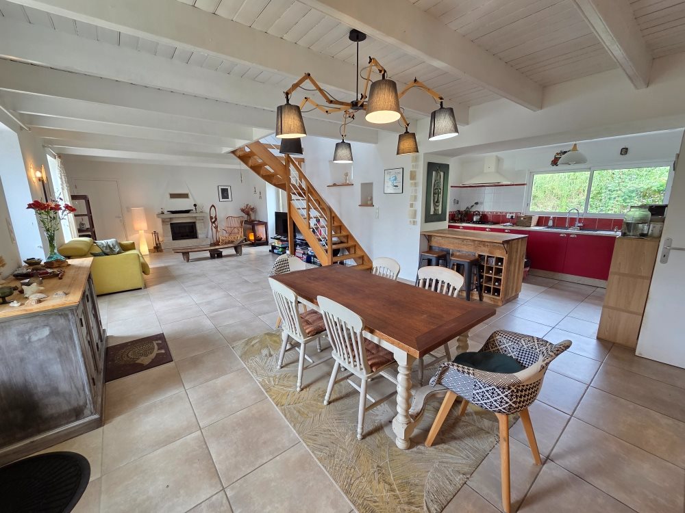 Maison à vendre, 176m², Plonéour-Lanvern