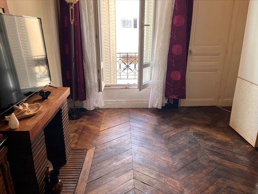 Appartement 26 m² · à Paris 18ème · 26 m² · 256 800 €