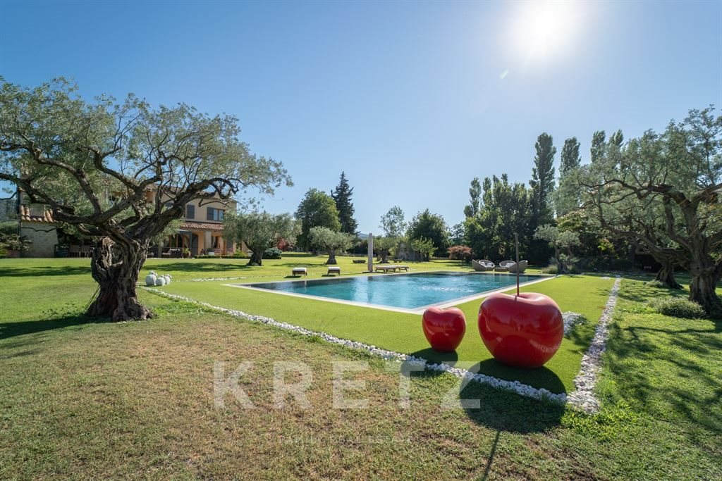 Maison à vendre, 297m², Lourmarin