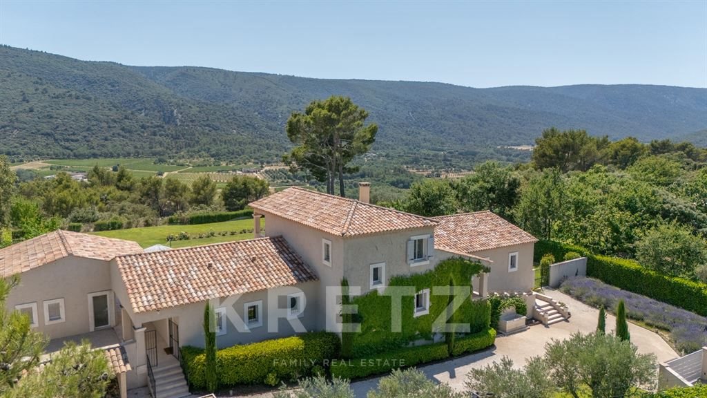 Maison à vendre, 235m², Ménerbes