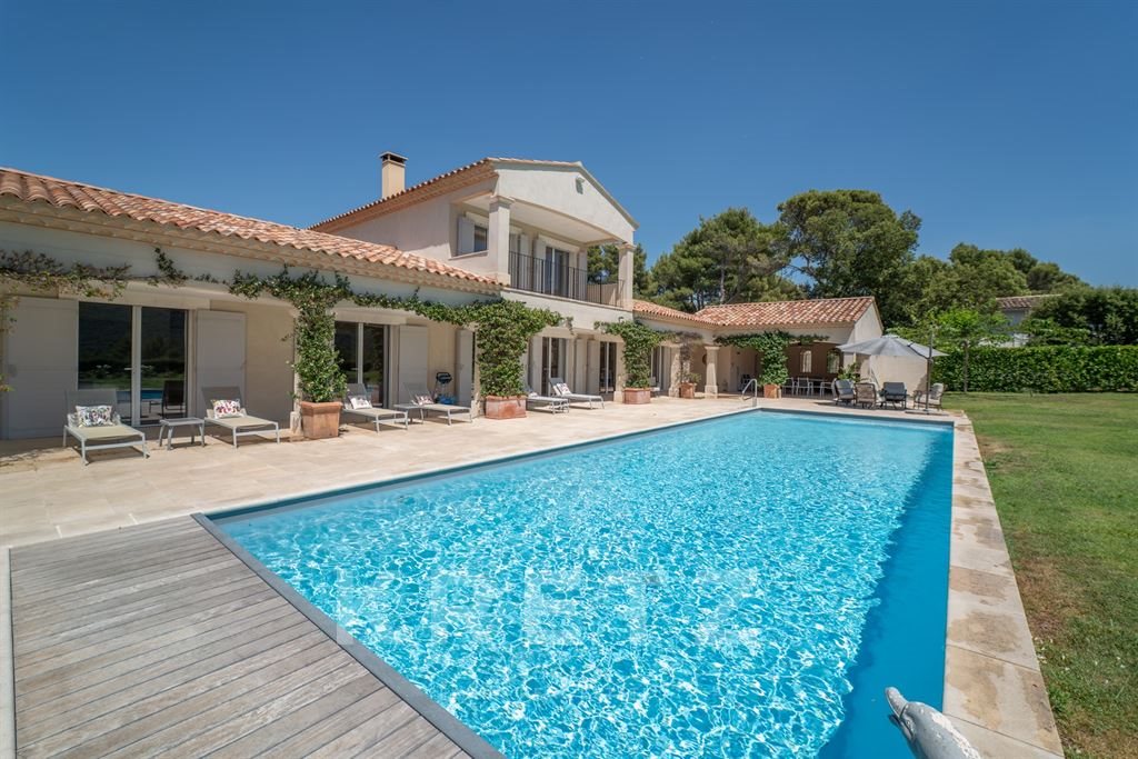 Maison à vendre, 235m², Ménerbes