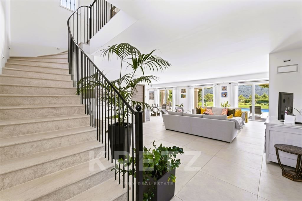 Maison à vendre, 235m², Ménerbes