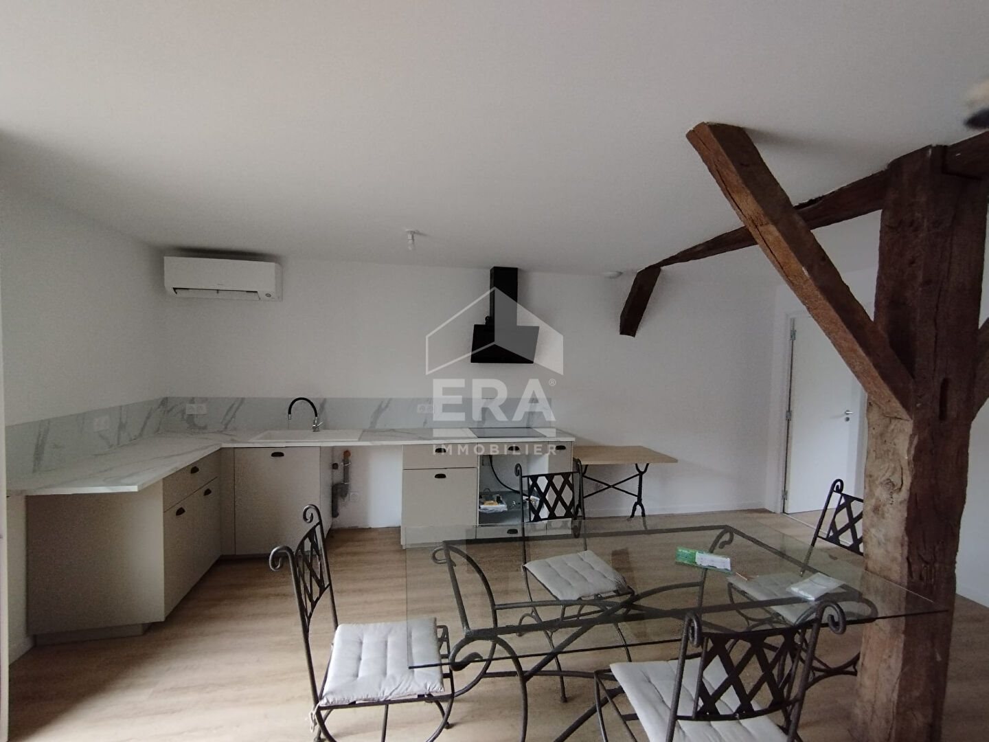 Appartement à louer, 92m², Sainte-Foy-la-Grande