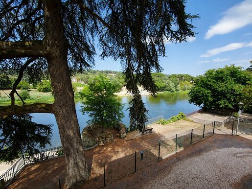 Appartement 5 pièces 103 m² · à Sainte-Foy-la-Grande · 103 m² · 138 800 €