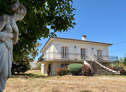 Maison 7 pièces 180 m² · à Pineuilh · 180 m² · 200 000 €